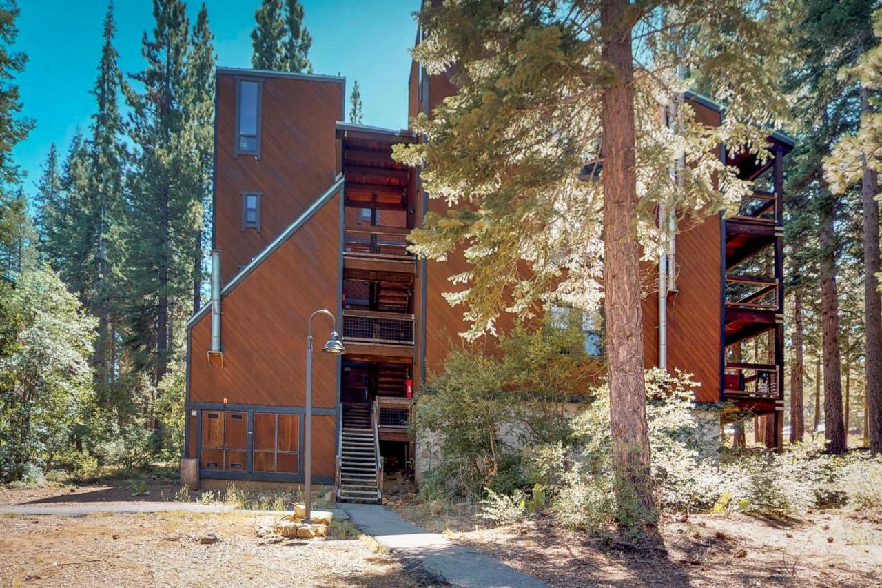 Starry Aspen Grove Hotell Truckee Exteriör bild